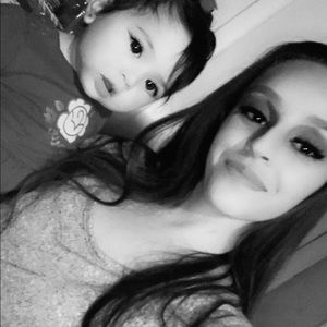 Meet your Posher, April